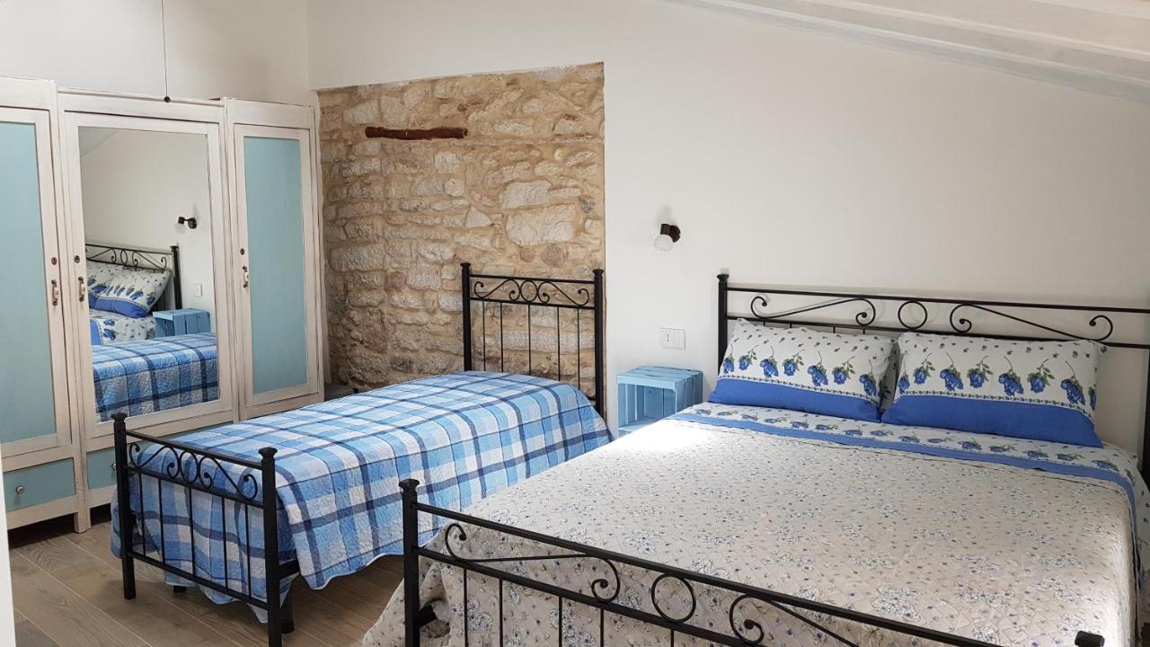 B&B Taverna Paradiso Сант-Амброджо-ди-Вальполичелла Экстерьер фото